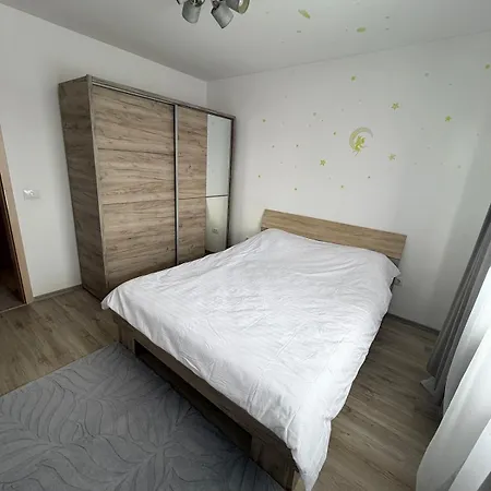Aurora Apartment